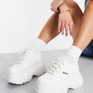 NWT NOKWOL Vegan Scripter Platform 90's Style Sneakers WHITE 7.5 (fits like a 7)